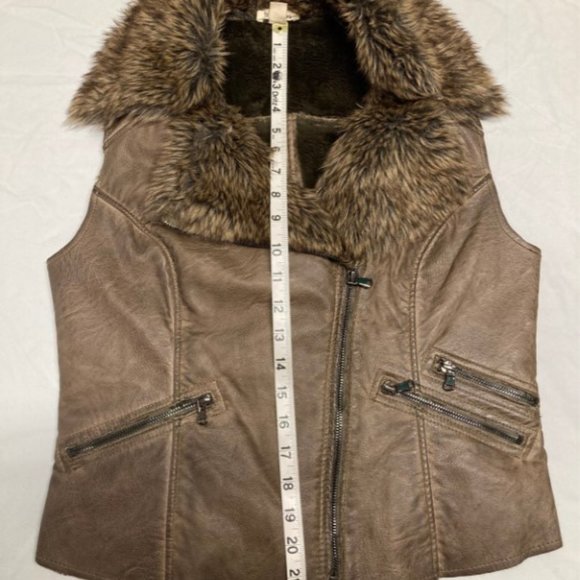 Faux Leather Fur Vest S - Picture 13 of 14